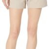 Women's Comfort Tailored Stretch Cotton Solid Short